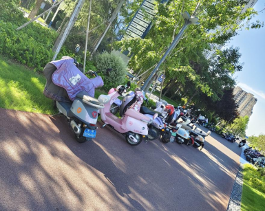 貓先生智能電動(dòng)車無線充電樁合作，垃圾分類設(shè)備廠家